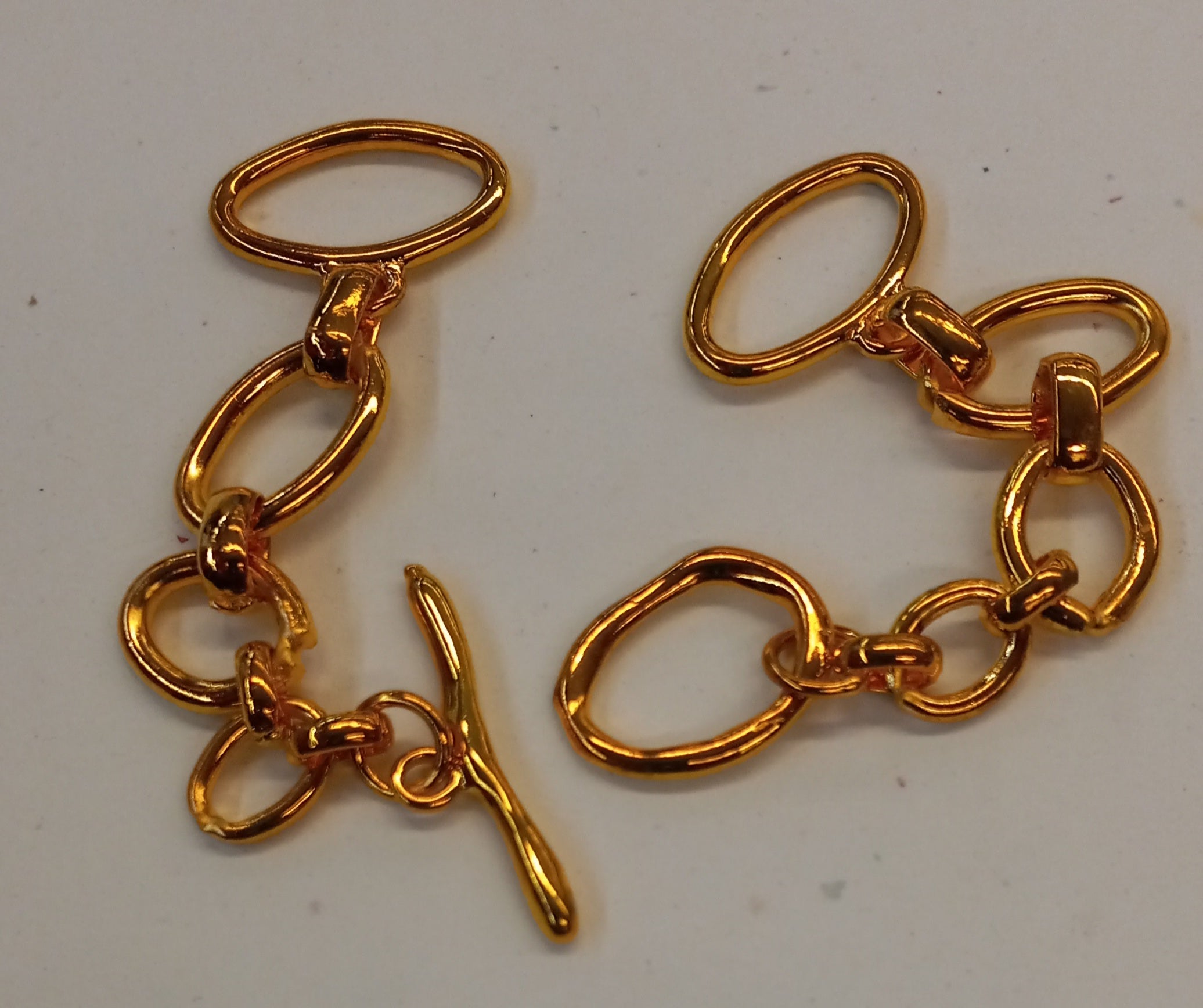 TOGGLE GOLD PLATED