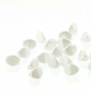 PNC05-25001 Pinch Bead 5mm Pastel White